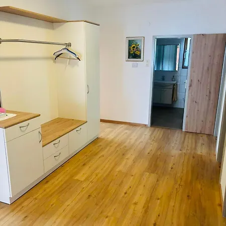 Haus Linde Goertschitztal * Sankt Veit an der Glan